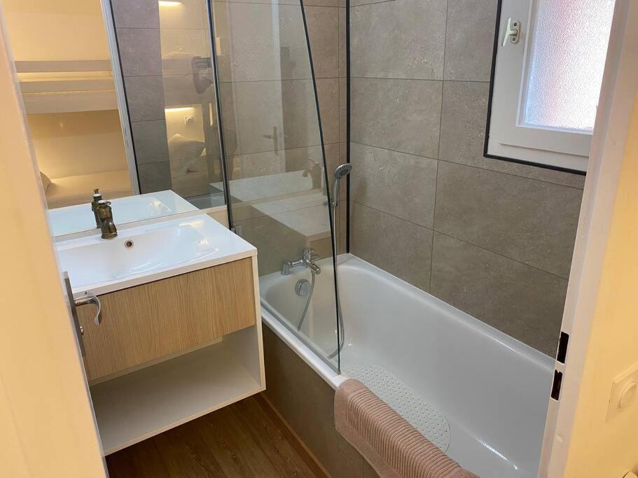 Appartement Residence Vacances Amandier Арль Екстер'єр фото